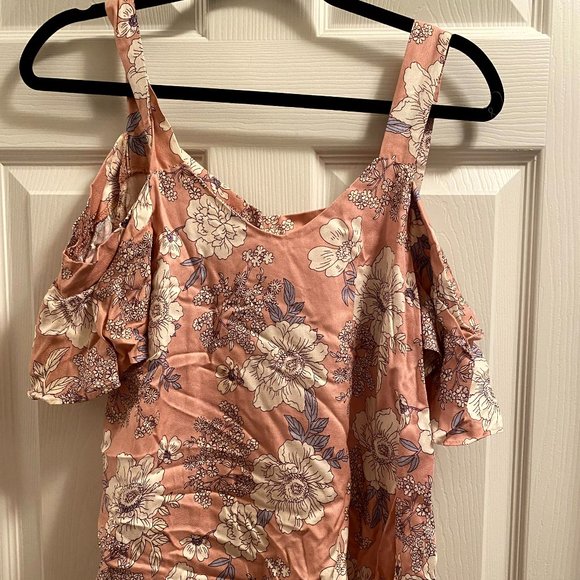 Floral Blouse with Ruffle Sleeve and Cut-out Cold Shoulder - Picture 2 of 3